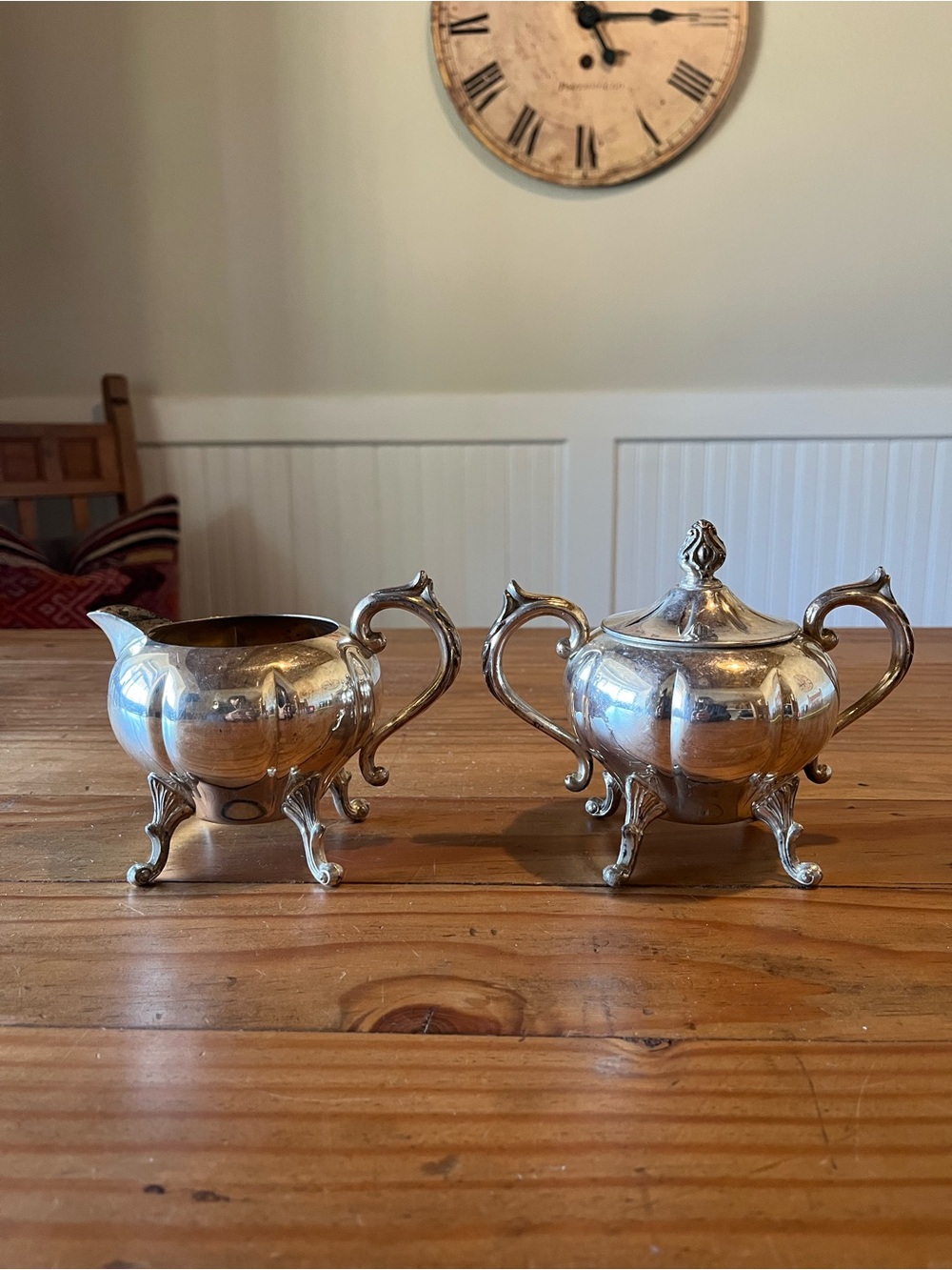 Vintage Sheridan Silver Plated Sugar and Creamer Set